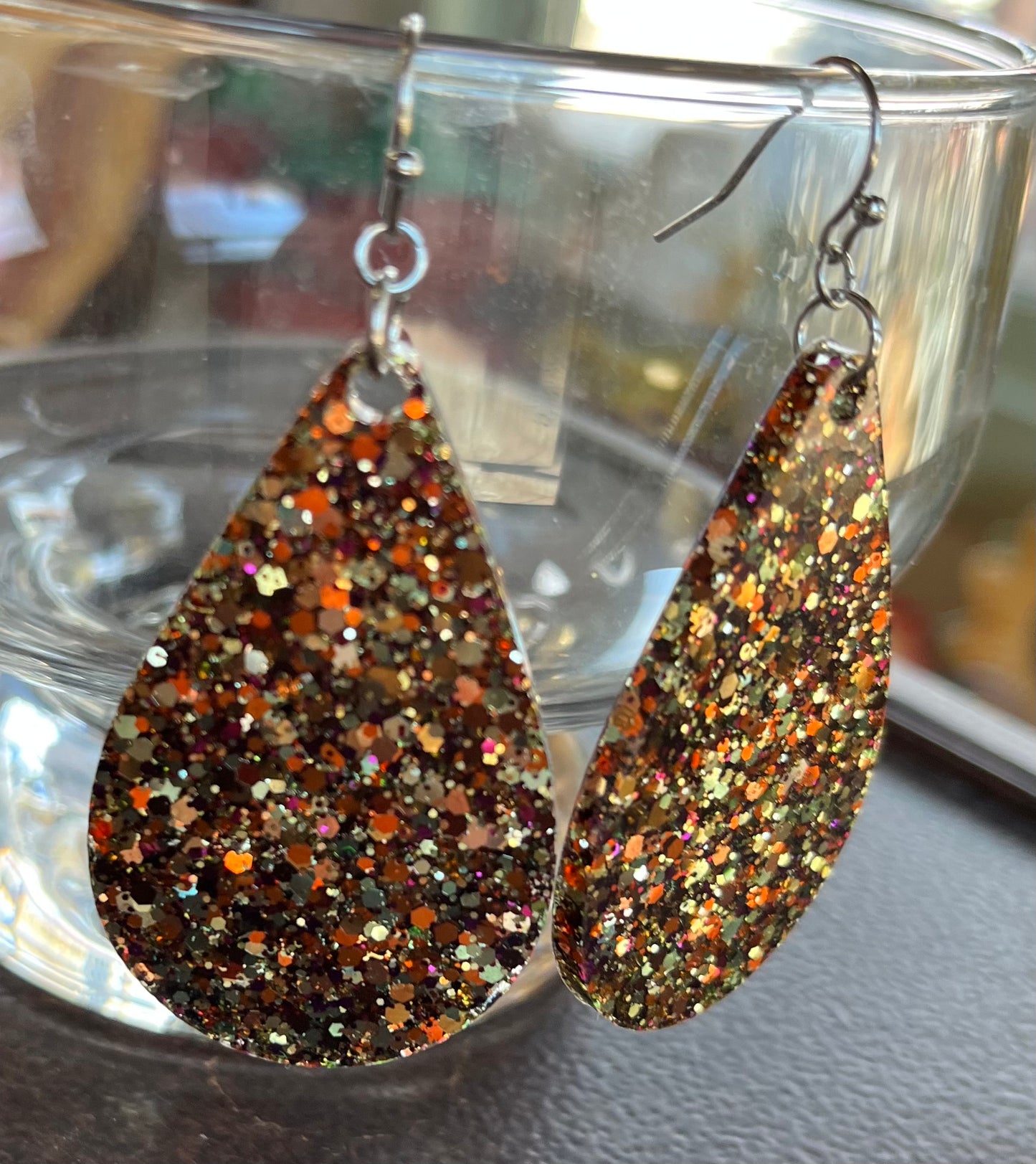 Tear drop glitter resin earrings