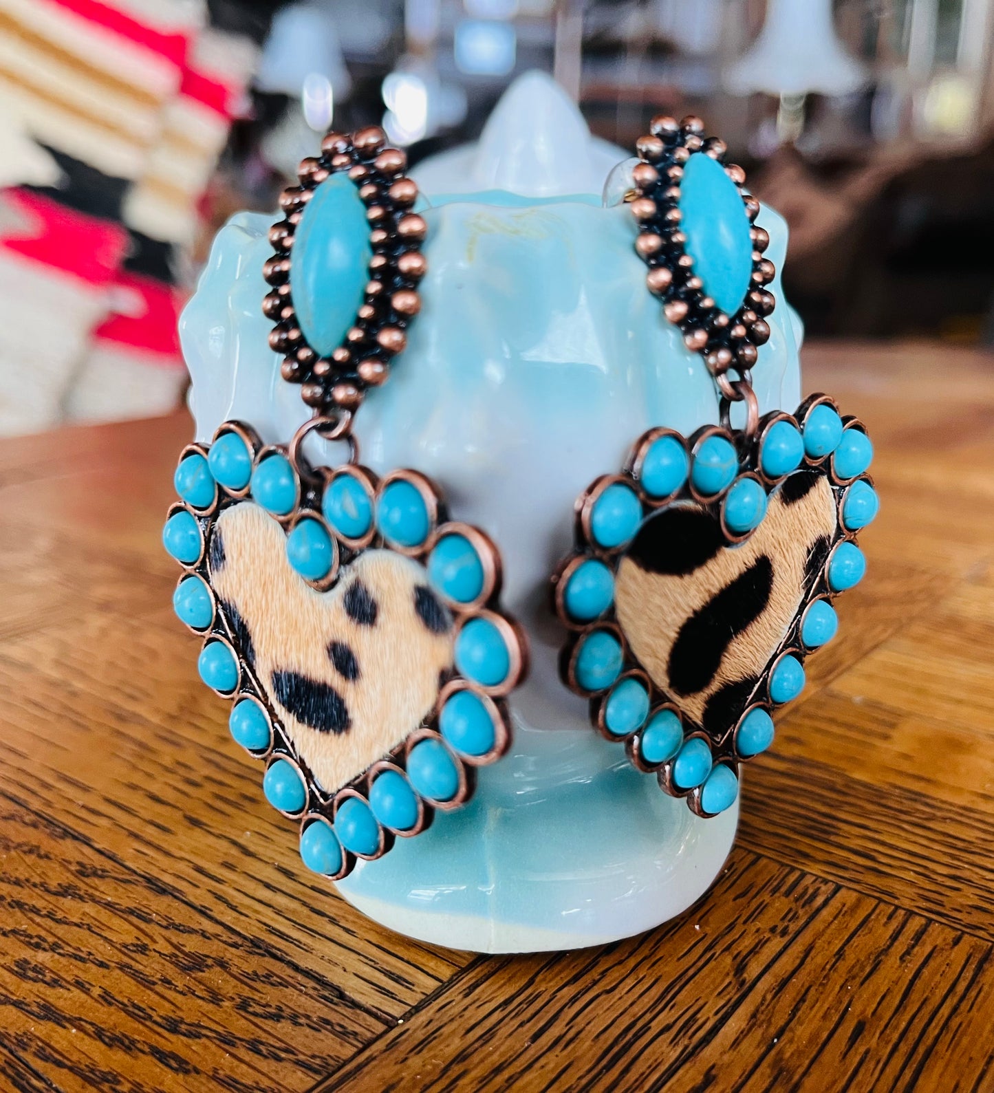 Heart-drop copper tone dangle earrings w/leopard and “turquoise”!