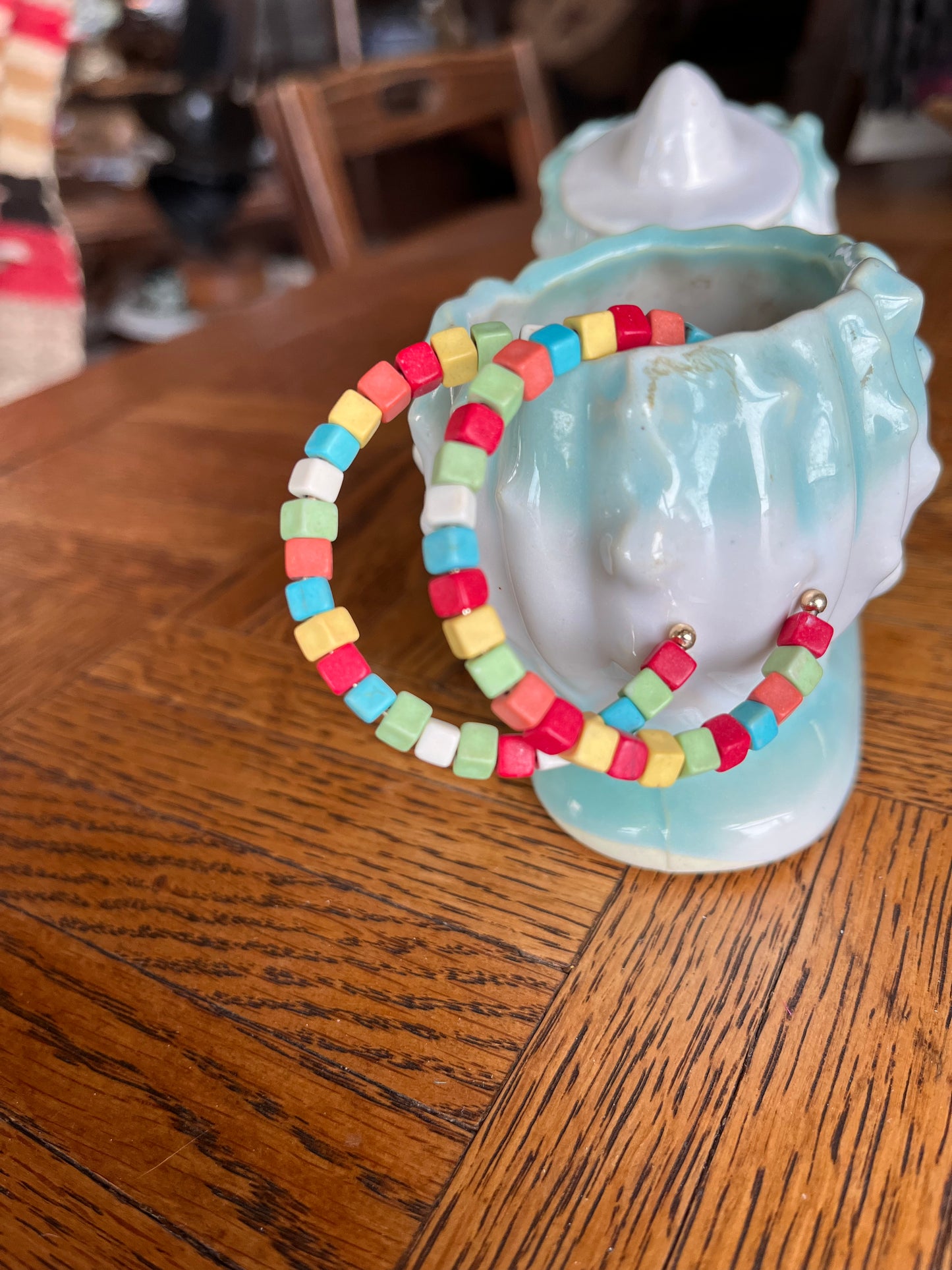 Square multi-bead hoops earrings